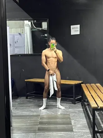 OnlyFans account  mikeroojas avatar 1