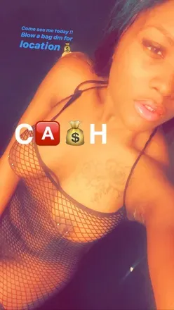 OnlyFans cuenta playwithlayyy header 1