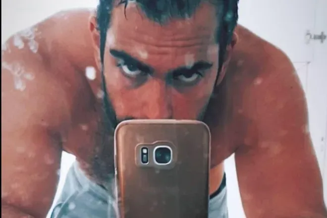OnlyFans cuenta frikaros header 2