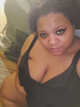 OnlyFans cuenta bbwhoneydreampie header 2
