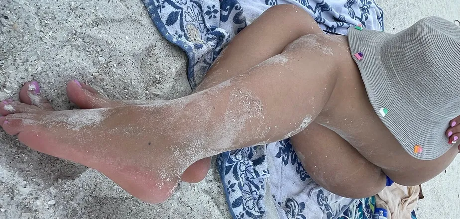 OnlyFans account  aminaq header 2