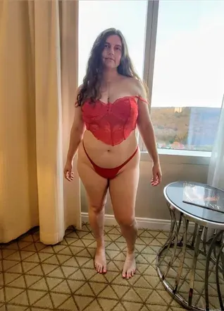 OnlyFans cuenta 5ft6cougarfree avatar 1
