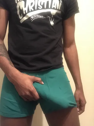 OnlyFans account  freakemjones header 2