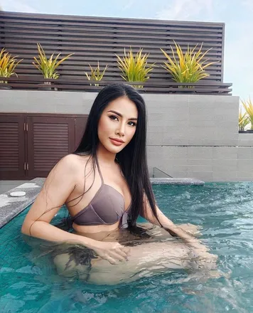 OnlyFans cuenta rachelchu.premium header 2