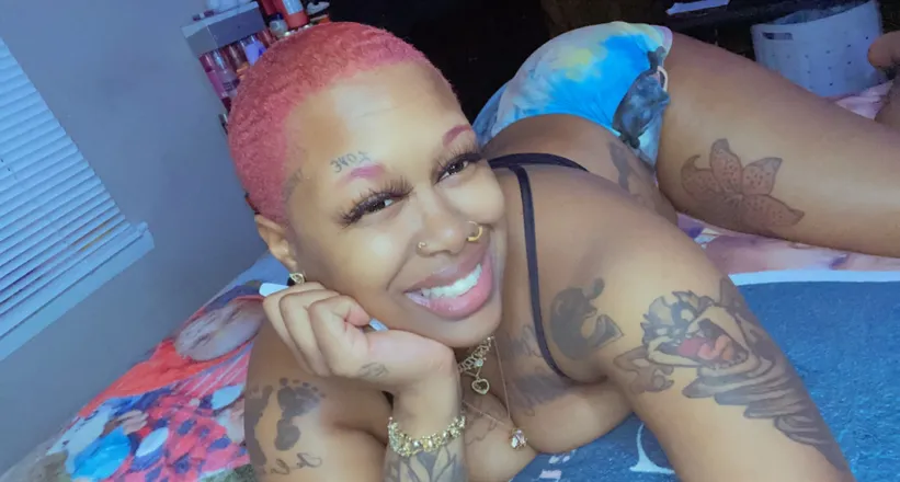 OnlyFans cuenta envykarma2 header 2