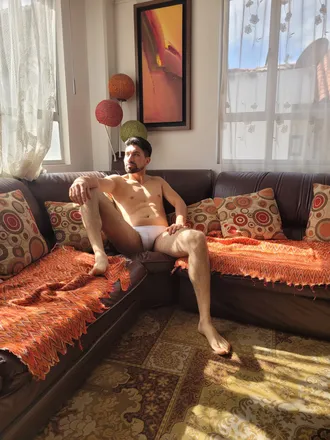 OnlyFans cuenta alexistaurus header 2