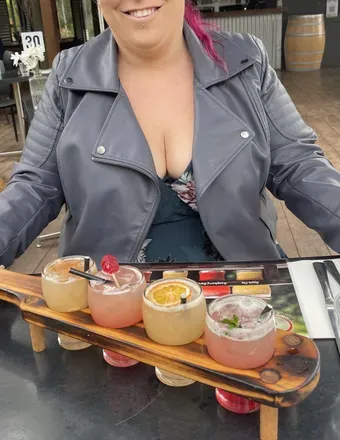 OnlyFans account  jessielovesit1 avatar 1
