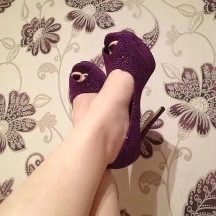 OnlyFans cuenta purplefeet_45 avatar 1