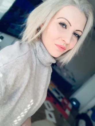 OnlyFans account  vikkvikk avatar 1
