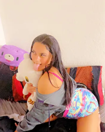 OnlyFans cuenta iceydolll header 2