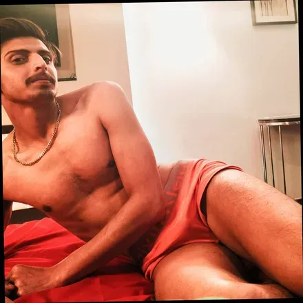 OnlyFans cuenta rockykasyapx header 2