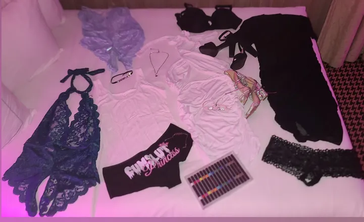 OnlyFans account  xxxlorentaylorxxx header 2