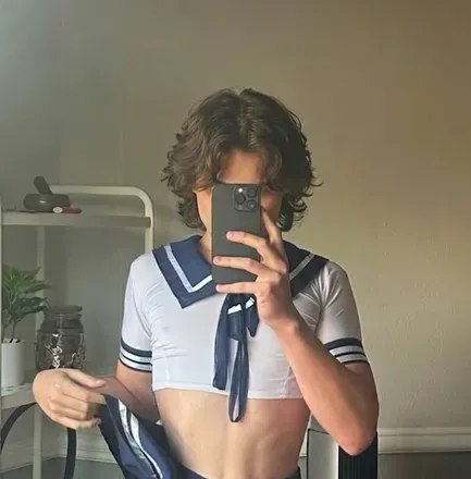 OnlyFans account  femboywhisper avatar 1