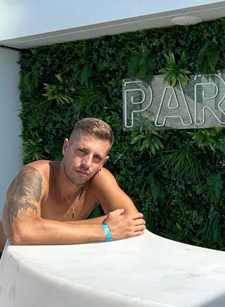 OnlyFans cuenta albertolopezxxl header 2