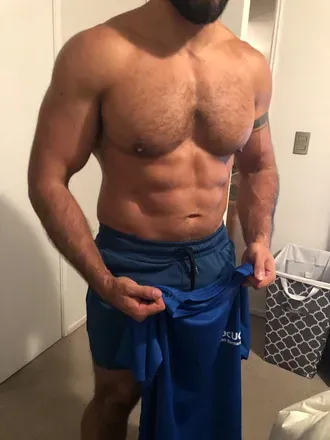 OnlyFans account  thebigbear4ever avatar 1