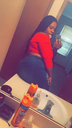 OnlyFans account  rojae header 2