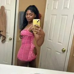 OnlyFans cuenta longtoungeivy avatar 1