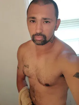 OnlyFans account  pnutbuttaa avatar 1