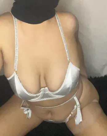 OnlyFans cuenta mamincognita avatar 1