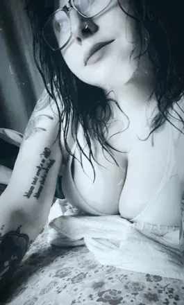 OnlyFans cuenta peachydaydream avatar 1