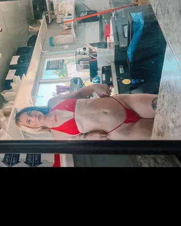 OnlyFans account  hotttcheeeeks header 2