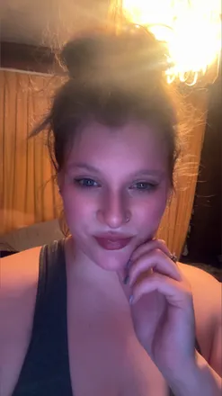 OnlyFans account  courtney1996 header 2
