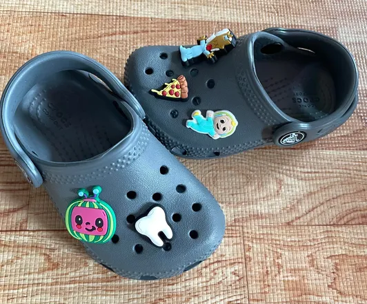 OnlyFans cuenta socksandcrocs header 2