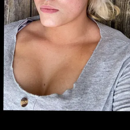 OnlyFans cuenta yourlocalunigirl avatar 1