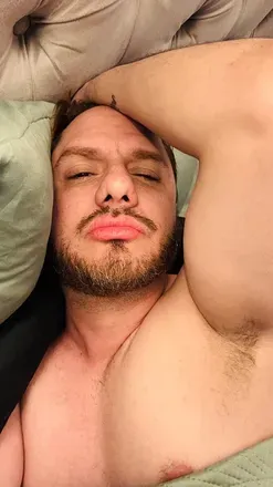 OnlyFans account  untaljoe header 2