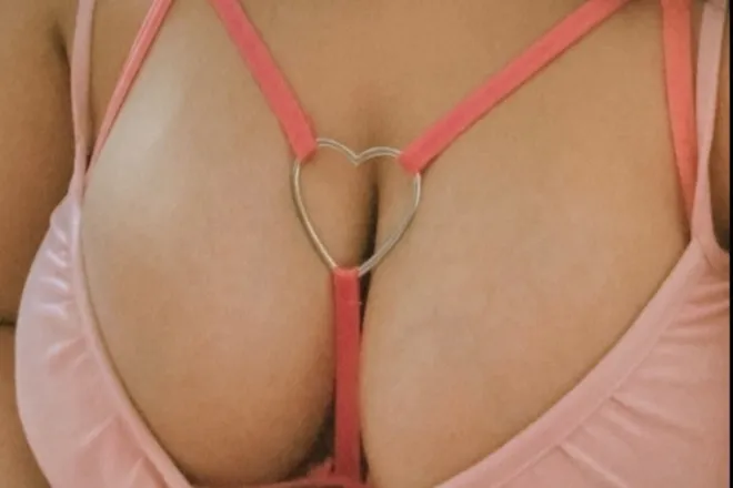 OnlyFans cuenta jaz.uvi header 2