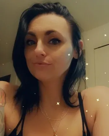 OnlyFans cuenta ameliakoby1212 avatar 1