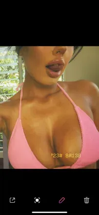 OnlyFans account  irish_doll avatar 1