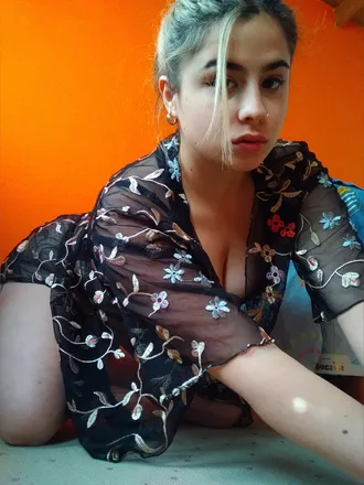 OnlyFans cuenta oliviaheiss6 header 2