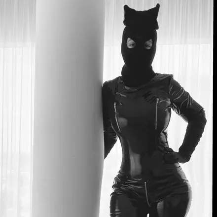 OnlyFans cuenta missravenvinyl avatar 1