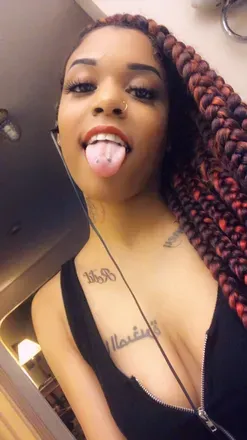 OnlyFans cuenta honey.redd228 avatar 1