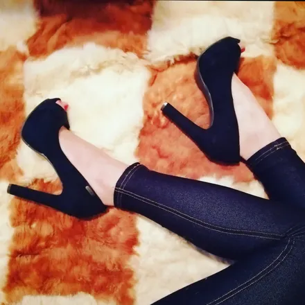 OnlyFans account  lovely_girly_feet header 2