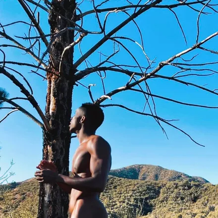 OnlyFans account  omgianni header 2