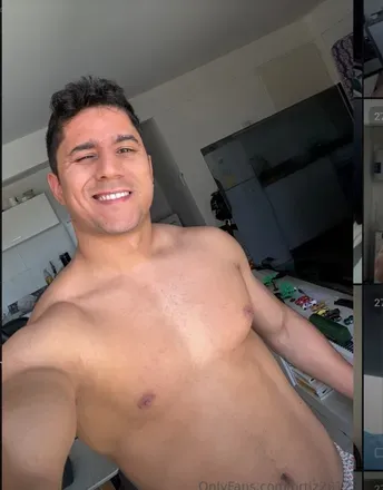 OnlyFans cuenta ortiz2812 header 2