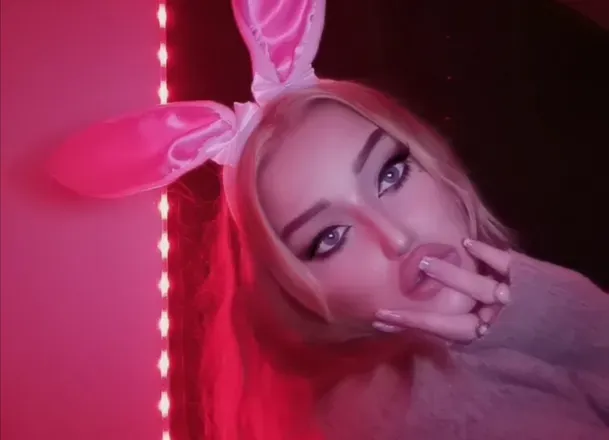 OnlyFans account  devilevilwomenn avatar 1