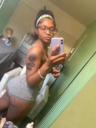 OnlyFans cuenta kayryann2 header 2