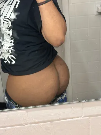 OnlyFans account  lo2freaky avatar 1