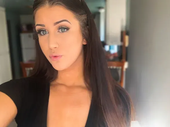 OnlyFans account  itslrbabe avatar 1