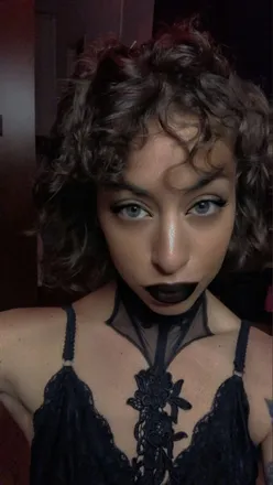 OnlyFans cuenta conniedoll header 2