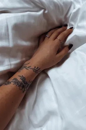 OnlyFans account  cheline header 2