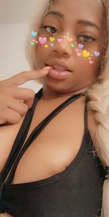 OnlyFans cuenta goldenbuttah avatar 1