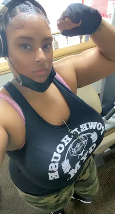 OnlyFans cuenta slimwaist85 header 2