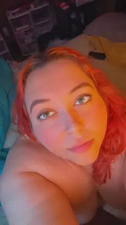 OnlyFans cuenta royaltysblunts header 2