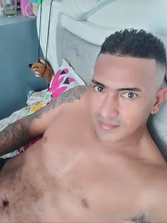 OnlyFans cuenta u308188472 header 2