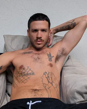 OnlyFans account  apent1997 avatar 1