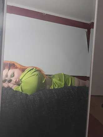 OnlyFans account  fruityfay header 2